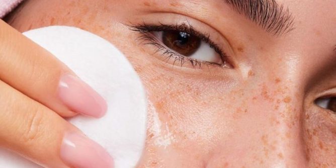 Tips Memilih Micellar Water Untuk Kulit Berminyak dan Bruntusan